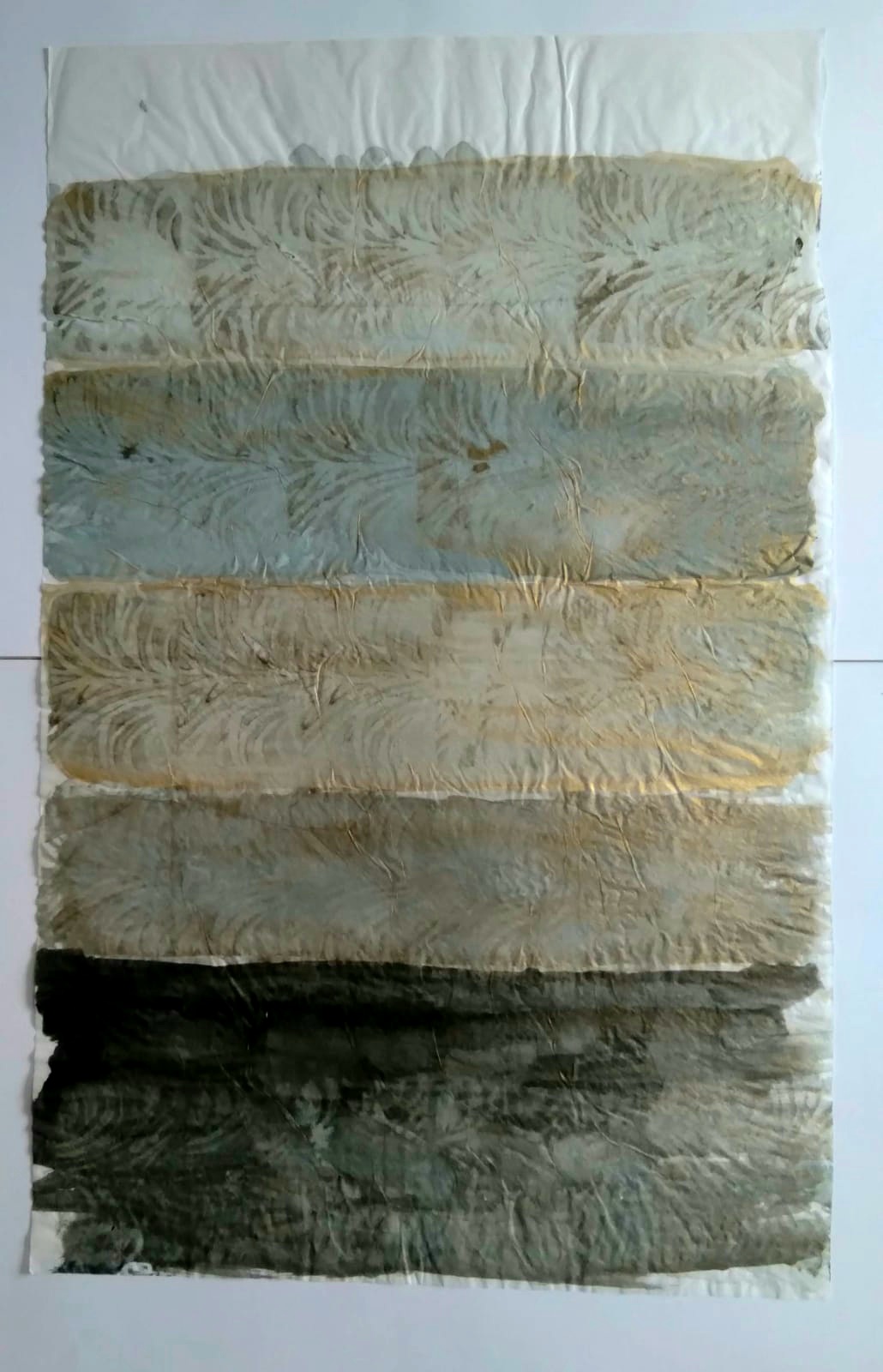 Seda VI — 2021 — 0.30m x 0.50m. Acrílico sobre papel de seda — Fabio Crisanti